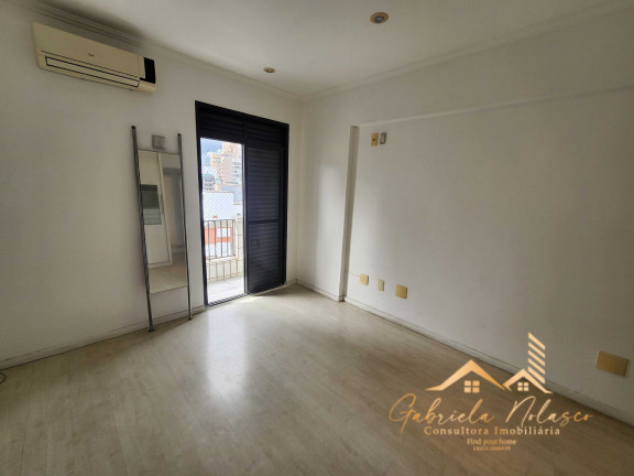 Imagem Cobertura com 3 Quartos à Venda, 320 m² em Gonzaga - Santos