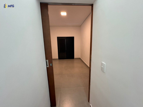 Imagem Casa de Condomínio com 3 Quartos à Venda, 200 m² em Horto Florestal Villagio - Sorocaba Imagem Casa de Condomínio com 3 Quartos à Venda, 200 m² em Horto Florestal Villagio - Sorocaba