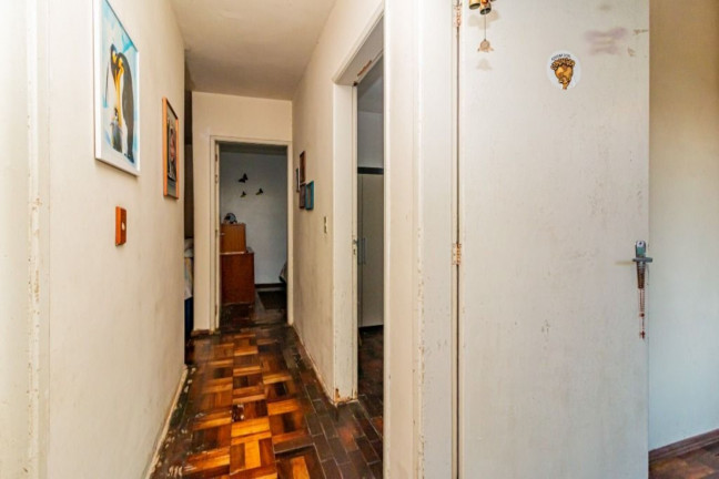 Imagem Imóvel com 4 Quartos à Venda, 74 m² em Petrópolis - Porto Alegre