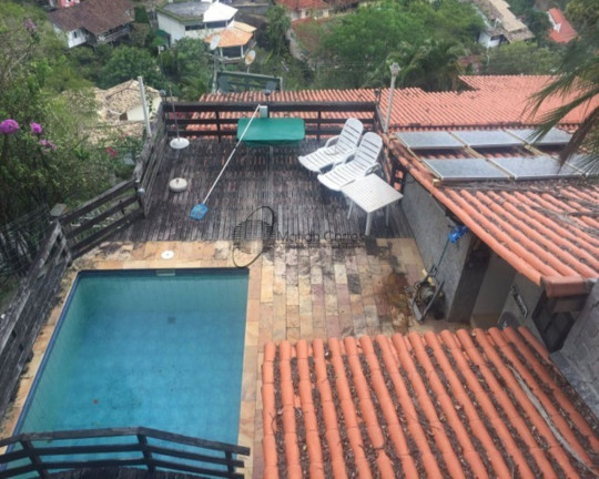 Casa com 4 Quartos à Venda, 860 m² em Itaipu - Niterói