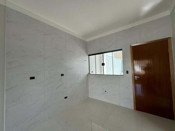 Imagem Casa com 3 Quartos à Venda, 75 m² em Parque Residencial Aeroporto - Maringa