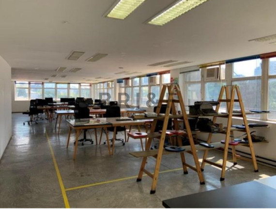 Imagem Imóvel Comercial à Venda, 448 m² em Itaim Bibi - São Paulo Imagem Imóvel Comercial à Venda, 448 m² em Itaim Bibi - São Paulo
