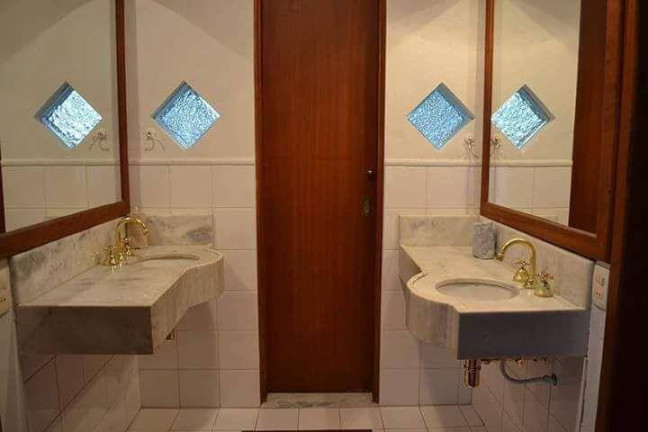 Imagem Casa com 4 Quartos à Venda,  em Lagoa Da Conceição - Florianópolis