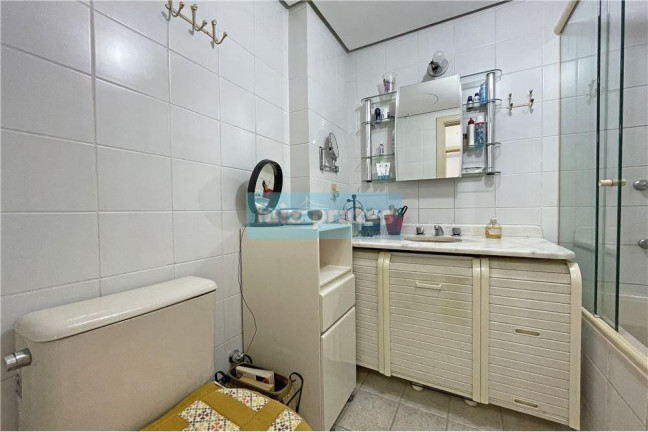 Imagem Apartamento com 2 Quartos à Venda, 79 m² em Centro Histórico - Porto Alegre