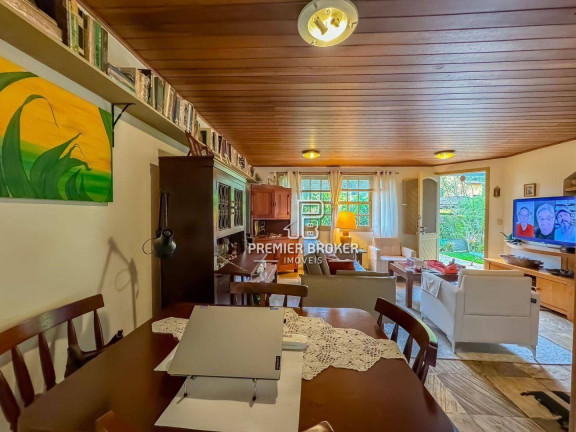 Imagem Casa com 2 Quartos à Venda, 112 m² em Albuquerque - Teresópolis Imagem Casa com 2 Quartos à Venda, 112 m² em Albuquerque - Teresópolis