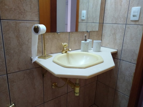 Imagem Casa com 5 Quartos à Venda, 200 m² em Nova Jacarezinho - Jacarezinho