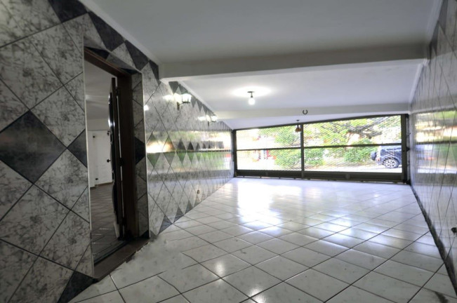 Casa com 3 Quartos para Alugar, 225 m² em Butantã - São Paulo