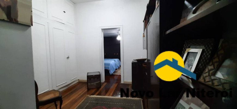 Imagem Casa com 4 Quartos à Venda, 221 m² em São Francisco - Niterói Imagem Casa com 4 Quartos à Venda, 221 m² em São Francisco - Niterói