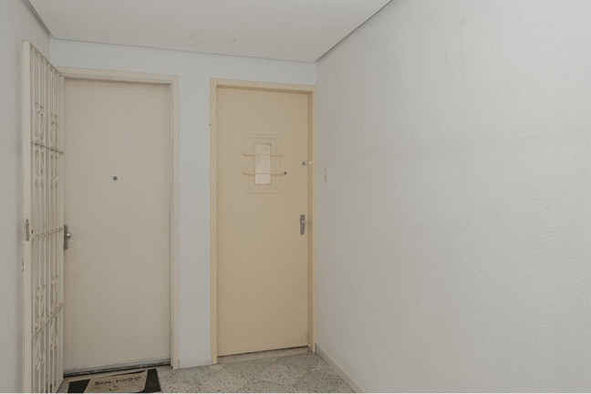 Imagem Imóvel com 2 Quartos à Venda, em Menino Deus - Porto Alegre Imagem Imóvel com 2 Quartos à Venda, em Menino Deus - Porto Alegre