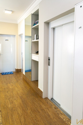 Imagem Sobrado com 4 Quartos à Venda, em Swiss Park - Campinas Imagem Sobrado com 4 Quartos à Venda, em Swiss Park - Campinas