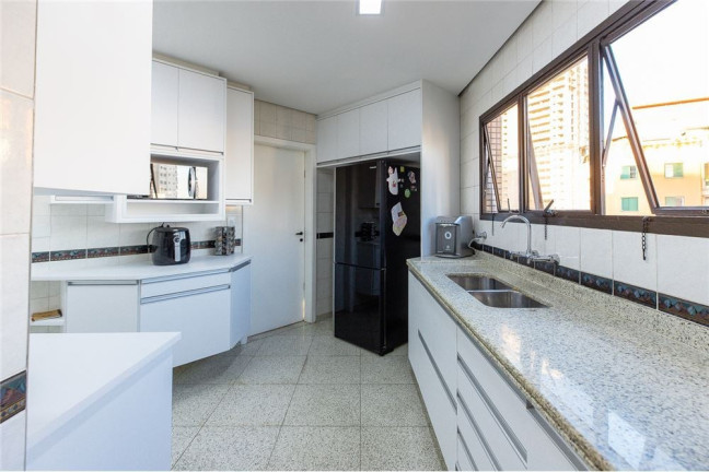 Imagem Imóvel com 4 Quartos à Venda, 327 m² em Chácara Klabin - São Paulo