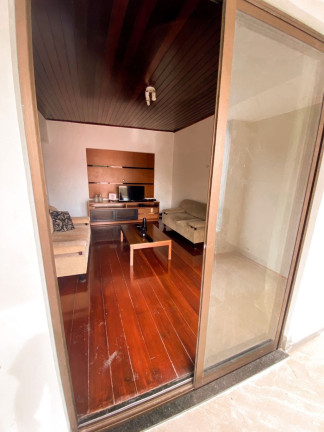 Imagem Casa com 4 Quartos à Venda, 450 m² em Stiep - Salvador Imagem Casa com 4 Quartos à Venda, 450 m² em Stiep - Salvador