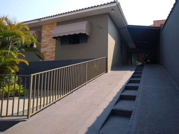 Imagem Casa com 4 Quartos à Venda, 164 m² em Centro - Jacarezinho Imagem Casa com 4 Quartos à Venda, 164 m² em Centro - Jacarezinho