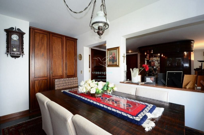 Imagem Apartamento com 4 Quartos à Venda, 180 m² em Moema - São Paulo