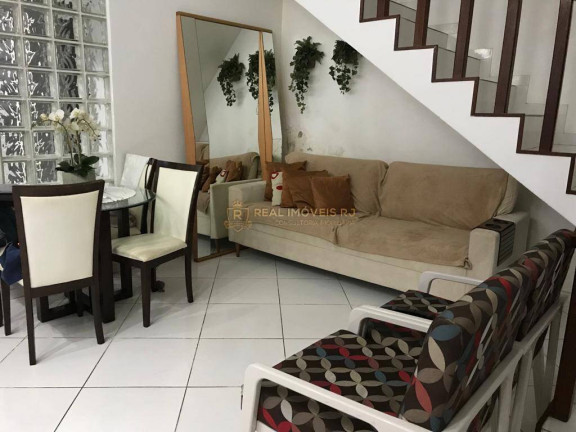 Imagem Casa com 2 Quartos à Venda, 160 m² em Tanque - Rio De Janeiro Imagem Casa com 2 Quartos à Venda, 160 m² em Tanque - Rio De Janeiro