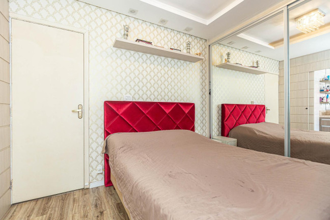 Imagem Casa de Condomínio com 3 Quartos à Venda, 183 m² em Portão - Curitiba