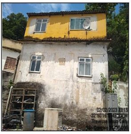 Casa com 6 Quartos à Venda, 130 m² em Lindo Parque - São Gonçalo