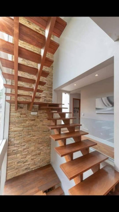 Imagem Casa com 3 Quartos à Venda,  em Parque São Clemente - Nova Friburgo