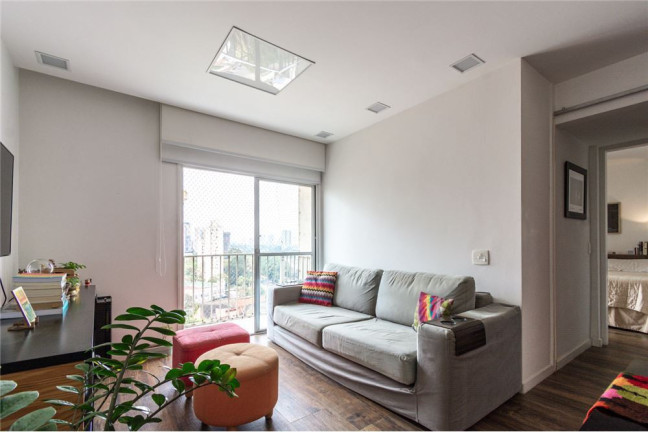 Imagem Apartamento com 2 Quartos à Venda, 70 m² em Vila Olímpia - São Paulo