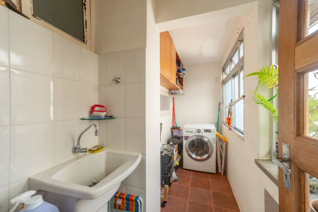 Imagem Imóvel com 2 Quartos à Venda, em Menino Deus - Porto Alegre Imagem Imóvel com 2 Quartos à Venda, em Menino Deus - Porto Alegre