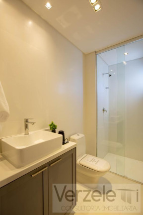 Imagem Apartamento com 4 Quartos à Venda, 182 m² em Centro - Balneário Camboriú Imagem Apartamento com 4 Quartos à Venda, 182 m² em Centro - Balneário Camboriú