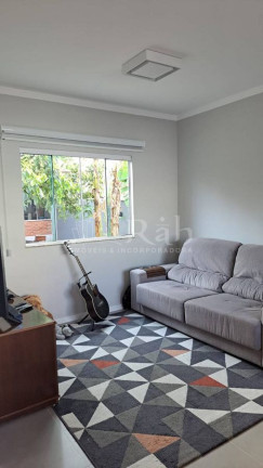 Imagem Sobrado com 3 Quartos à Venda, 198 m² em Centro - Camboriú