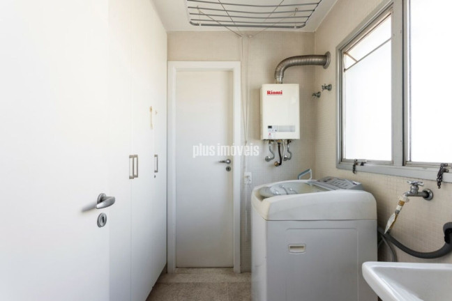 Imagem Apartamento com 2 Quartos à Venda, 193 m² em Pinheiros - São Paulo Imagem Apartamento com 2 Quartos à Venda, 193 m² em Pinheiros - São Paulo