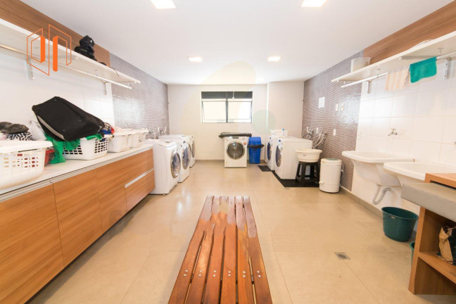 Imagem Apartamento com 2 Quartos à Venda, 66 m² em Centro Cívico - Curitiba