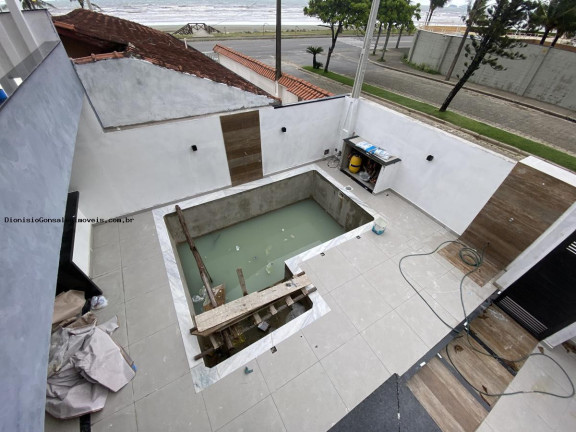 Imagem Casa com 4 Quartos à Venda, 253 m² em Cidade Nova Peruíbe - Peruíbe