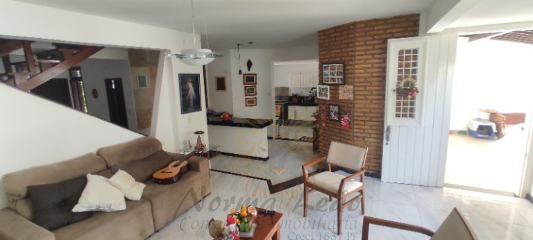 Imagem Casa com 5 Quartos à Venda, 340 m² em Farolândia - Aracaju