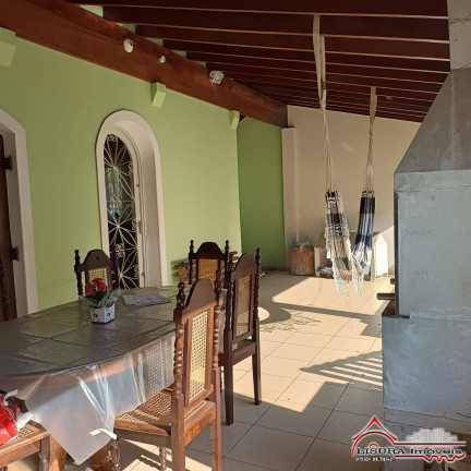 Imagem Casa com 3 Quartos à Venda, 360 m² em Jardim Santa Maria - Jacareí Imagem Casa com 3 Quartos à Venda, 360 m² em Jardim Santa Maria - Jacareí