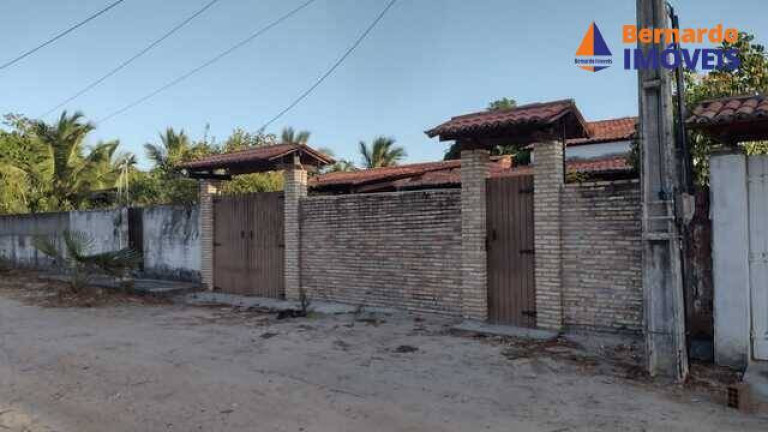 Casa com 2 Quartos à Venda, 330 m² em Batoque - Pindoretama