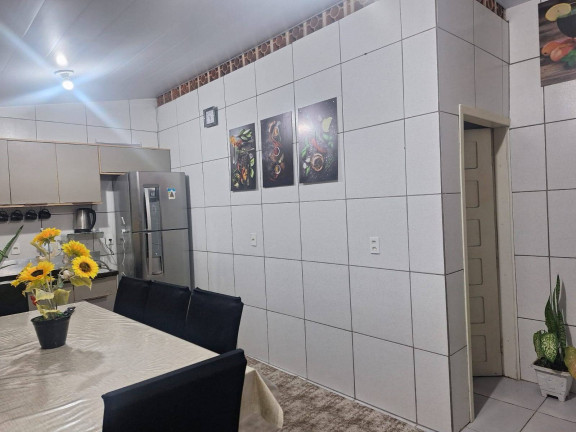Imagem Casa com 4 Quartos à Venda, 300 m² em Centro - Balneário Barra Do Sul Imagem Casa com 4 Quartos à Venda, 300 m² em Centro - Balneário Barra Do Sul