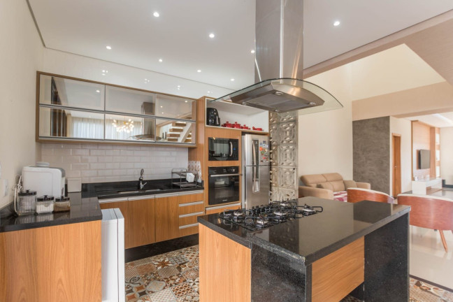 Imagem Casa com 3 Quartos à Venda, 248 m² em Cézar De Souza - Mogi Das Cruzes Imagem Casa com 3 Quartos à Venda, 248 m² em Cézar De Souza - Mogi Das Cruzes