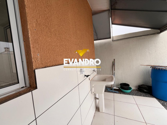 Imagem Casa com 3 Quartos à Venda, 198 m² em Jardim Imperial - Cuiabá