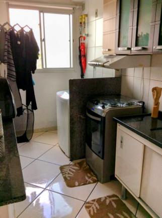 Imagem Apartamento com 2 Quartos à Venda, 50 m² em Vila Mercês - Carapicuíba