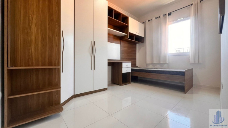 Imagem Sobrado com 2 Quartos à Venda, 84 m² em Caiçara - Praia Grande Imagem Sobrado com 2 Quartos à Venda, 84 m² em Caiçara - Praia Grande