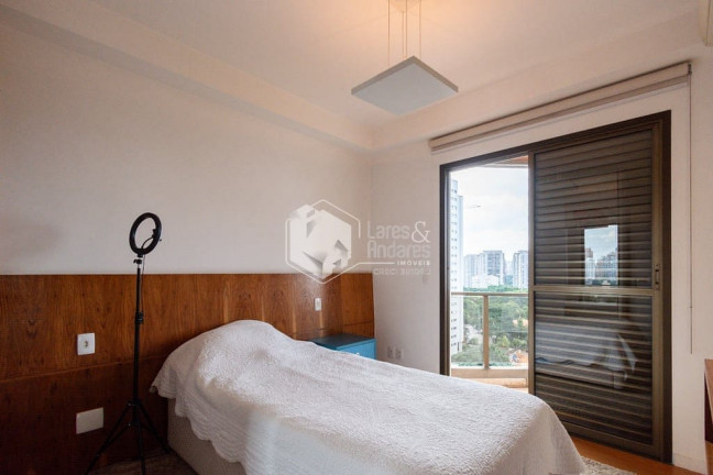 Imagem Imóvel com 3 Quartos à Venda, 389 m² em Moema - São Paulo Imagem Imóvel com 3 Quartos à Venda, 389 m² em Moema - São Paulo