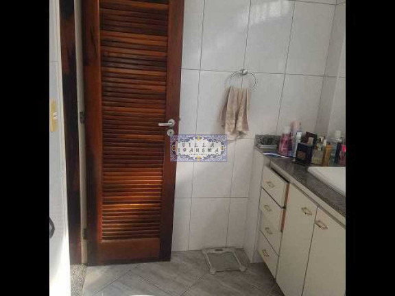 Imagem Casa de Vila com 4 Quartos à Venda, 180 m² em Tijuca - Rio De Janeiro