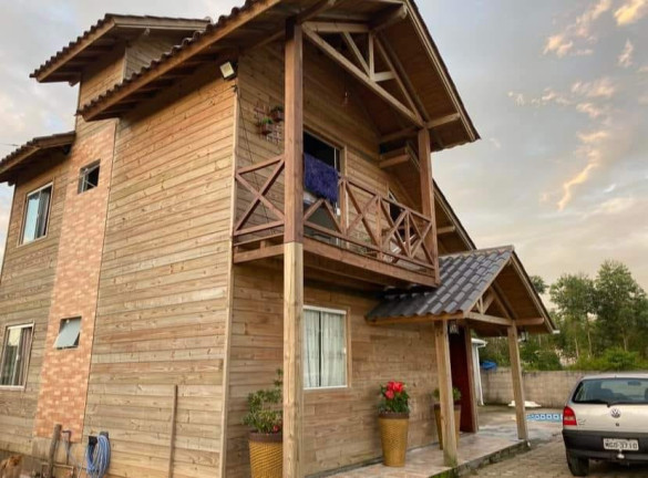 Imagem Casa com 4 Quartos à Venda, 150 m² em Alto Arroio - Imbituba