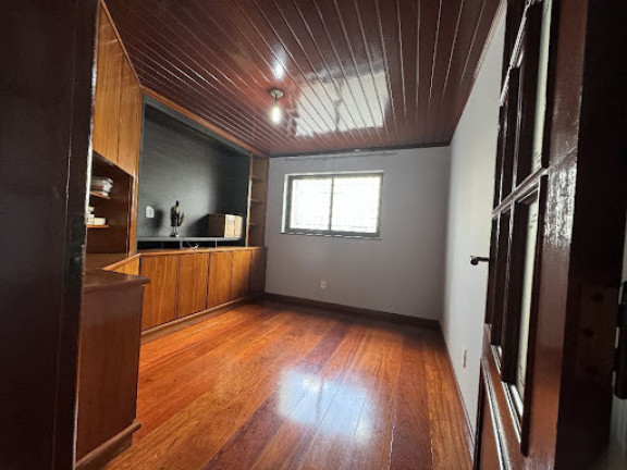 Imagem Sobrado com 3 Quartos à Venda, 337 m² em Tres Meninos - Sorocaba Imagem Sobrado com 3 Quartos à Venda, 337 m² em Tres Meninos - Sorocaba