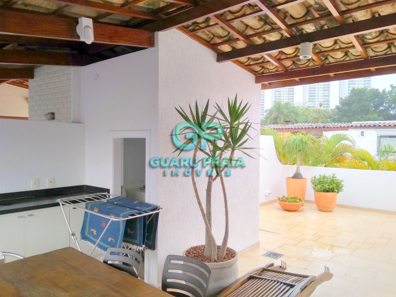 Imagem Casa com 3 Quartos à Venda, 180 m² em Enseada - Guarujá