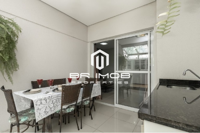 Imóvel com 3 Quartos à Venda, 100 m² em Vila Carrão - São Paulo