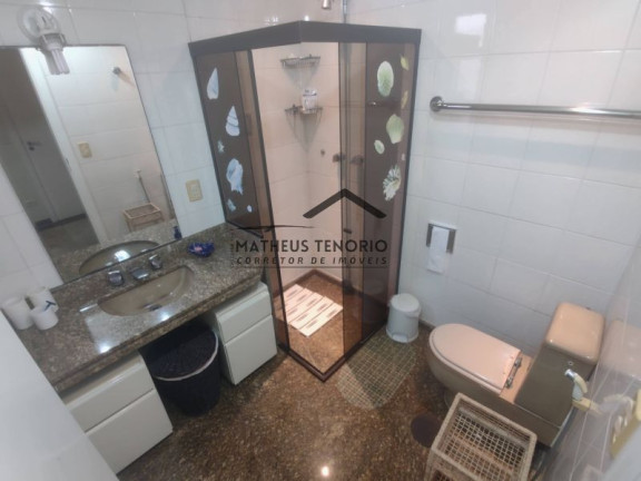 Imagem Apartamento com 3 Quartos à Venda, 130 m²