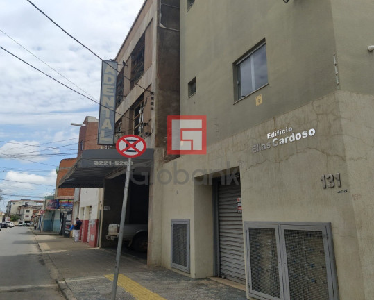 Imóvel Comercial para Alugar, 20 m² em Centro - Montes Claros