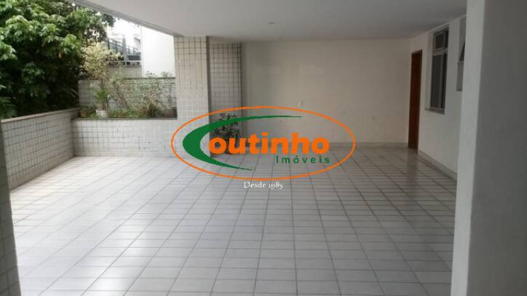 Imagem Apartamento com 4 Quartos à Venda, 126 m² em Tijuca - Rio De Janeiro Imagem Apartamento com 4 Quartos à Venda, 126 m² em Tijuca - Rio De Janeiro