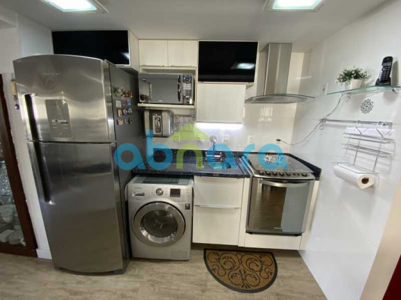 Imagem Apartamento com 2 Quartos à Venda, 84 m² em Copacabana - Rio De Janeiro Imagem Apartamento com 2 Quartos à Venda, 84 m² em Copacabana - Rio De Janeiro