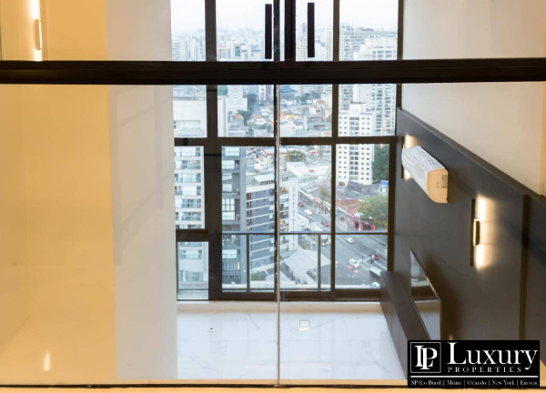 Imagem Apartamento com 2 Quartos para Alugar,  em Vila Olimpia - São Paulo