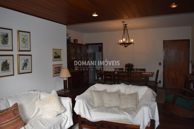 Imagem Imóvel com 3 Quartos à Venda, 117 m² em Região De Capivari - Campos Do Jordão Imagem Imóvel com 3 Quartos à Venda, 117 m² em Região De Capivari - Campos Do Jordão