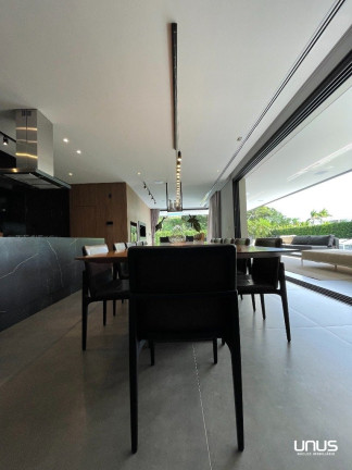 Imagem Casa com 4 Quartos à Venda, 1.400 m² em Jurerê Internacional - Florianópolis